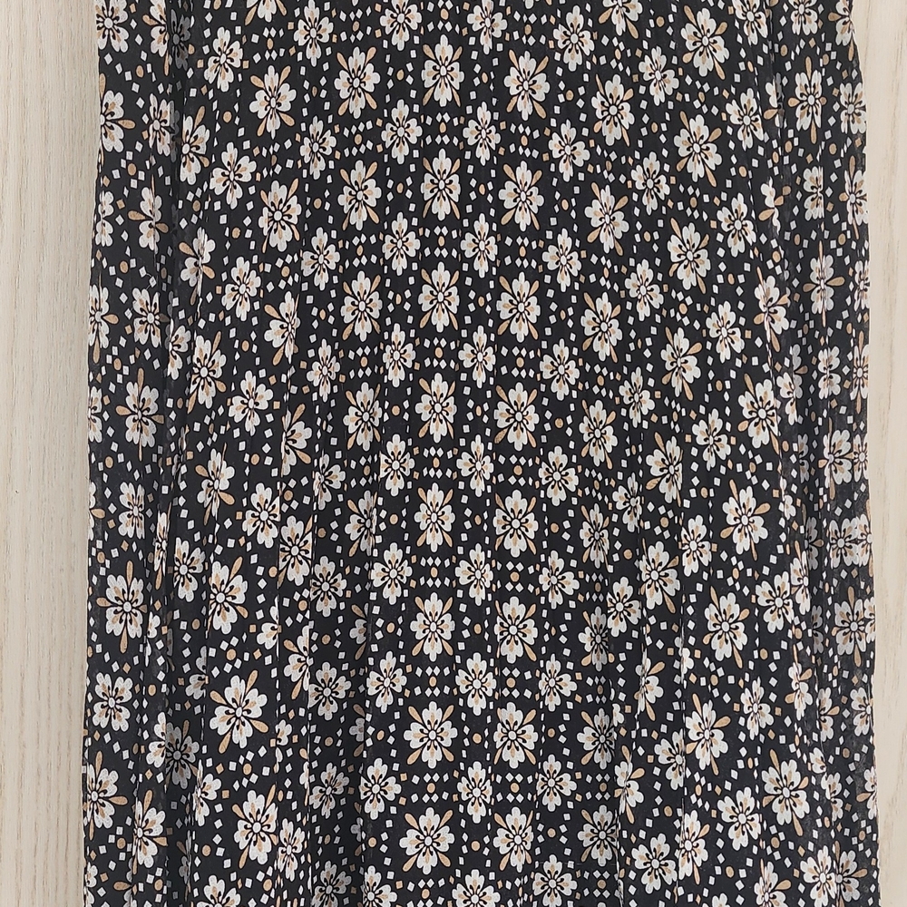 Ann Taylor Black and White Midi Pencil Skirt